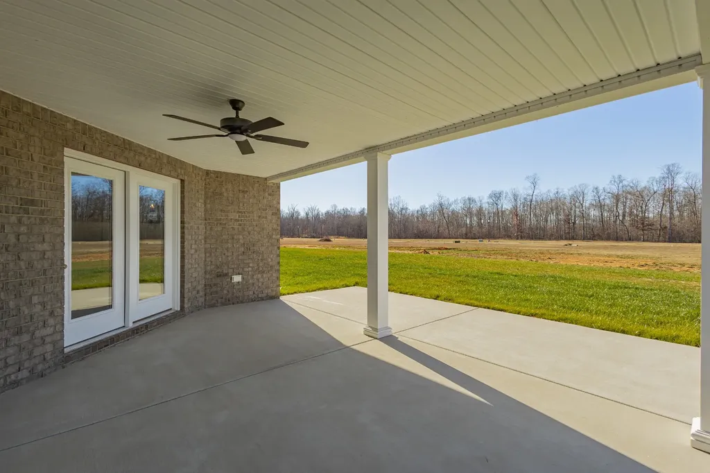 42 Brooklyn Avenue Manchester TN 37355