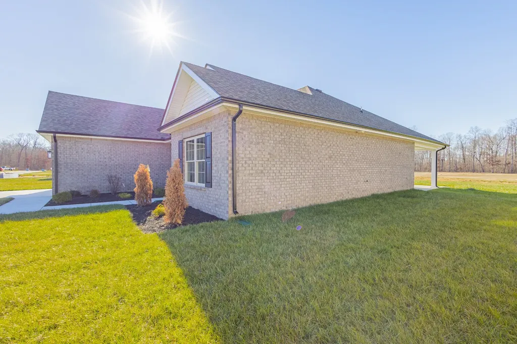 42 Brooklyn Avenue Manchester TN 37355