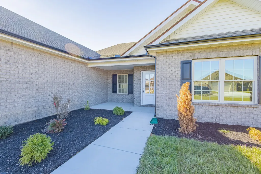 42 Brooklyn Avenue Manchester TN 37355