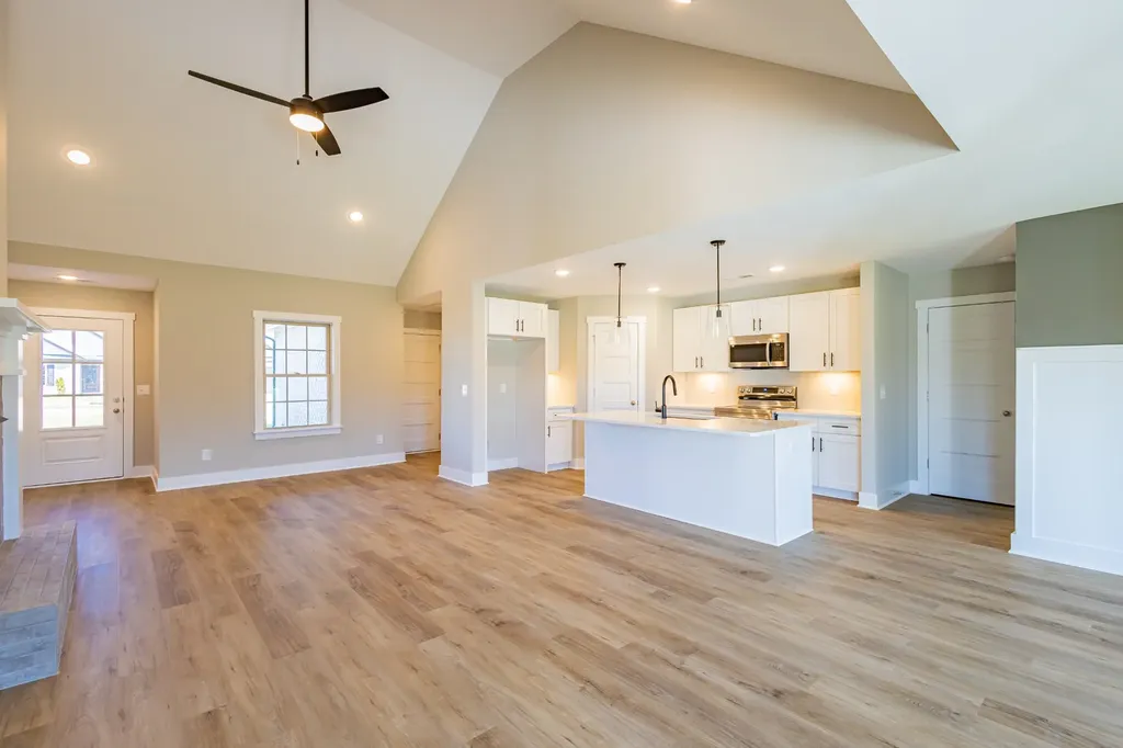 42 Brooklyn Avenue Manchester TN 37355