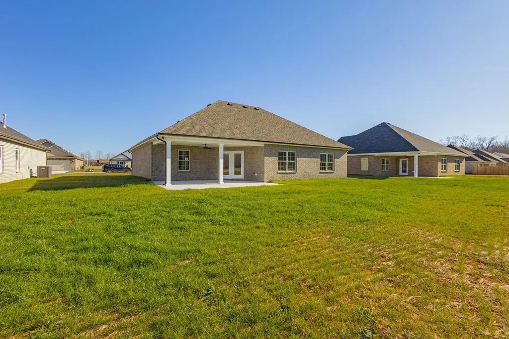 42 Brooklyn Avenue Manchester TN 37355