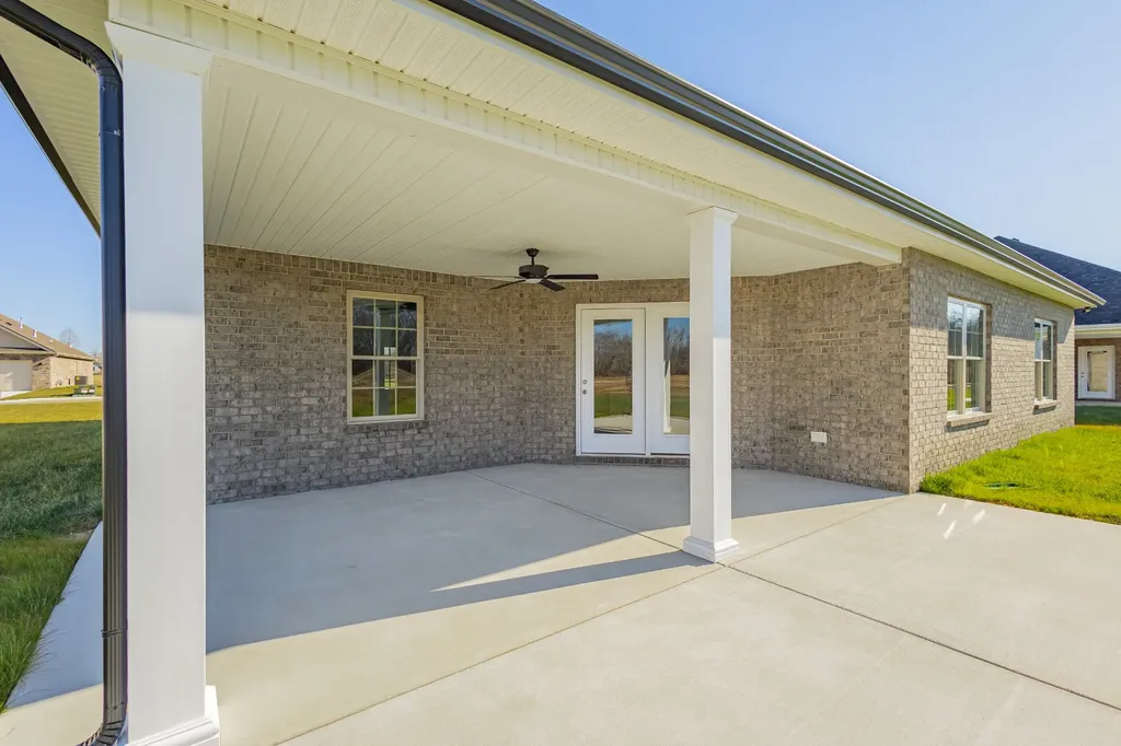 42 Brooklyn Avenue Manchester TN 37355