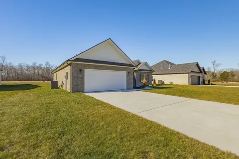 42 Brooklyn Avenue Manchester TN 37355