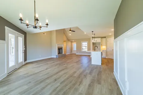 42 Brooklyn Avenue Manchester TN 37355