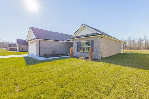 42 Brooklyn Avenue Manchester TN 37355