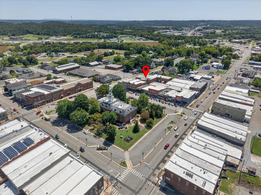 207 Elk Ave, S Fayetteville TN 37334