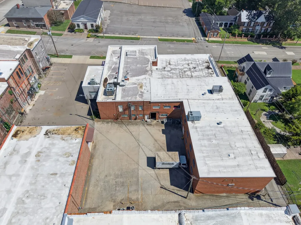 207 Elk Ave, S Fayetteville TN 37334