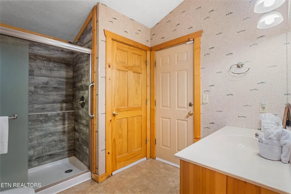 4388 Carolina Cove Way Pigeon Forge TN 37863
