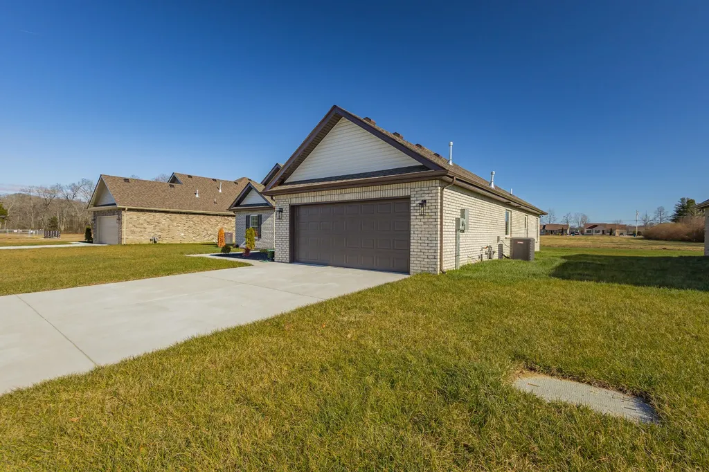 43 Brooklyn Avenue Manchester TN 37355
