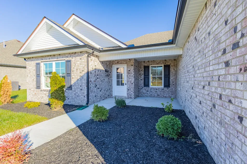 71 Brooklyn Avenue Manchester TN 37355