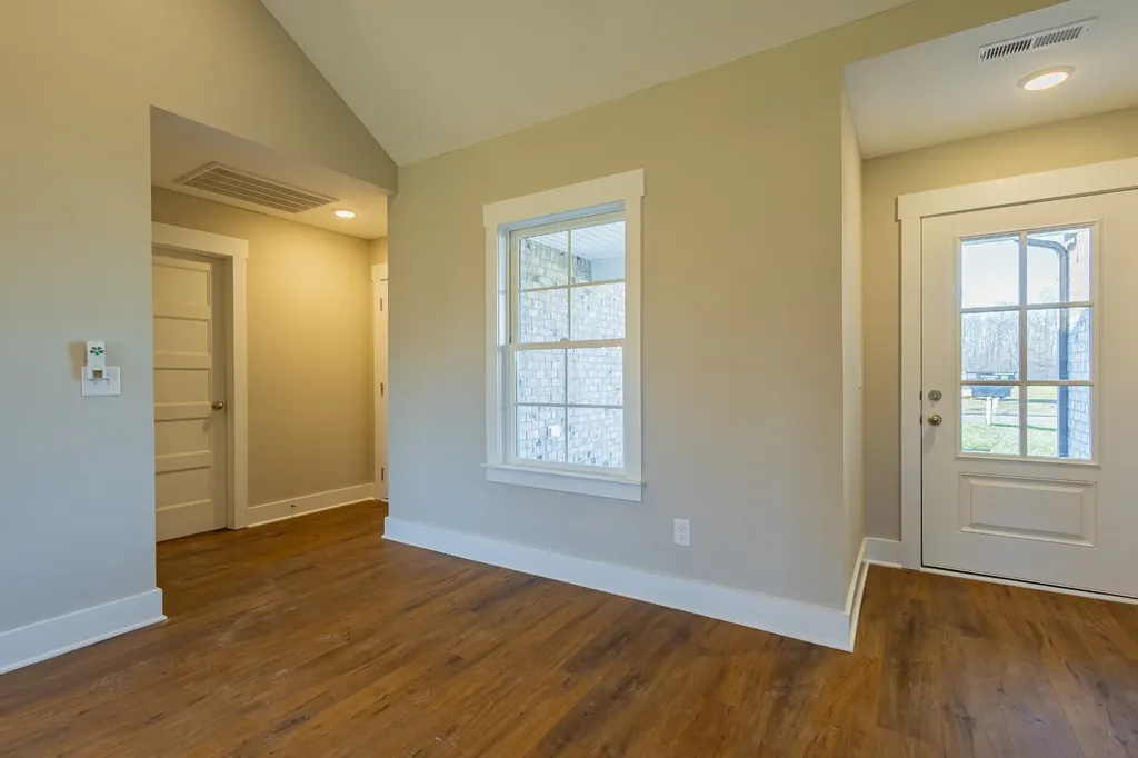 71 Brooklyn Avenue Manchester TN 37355