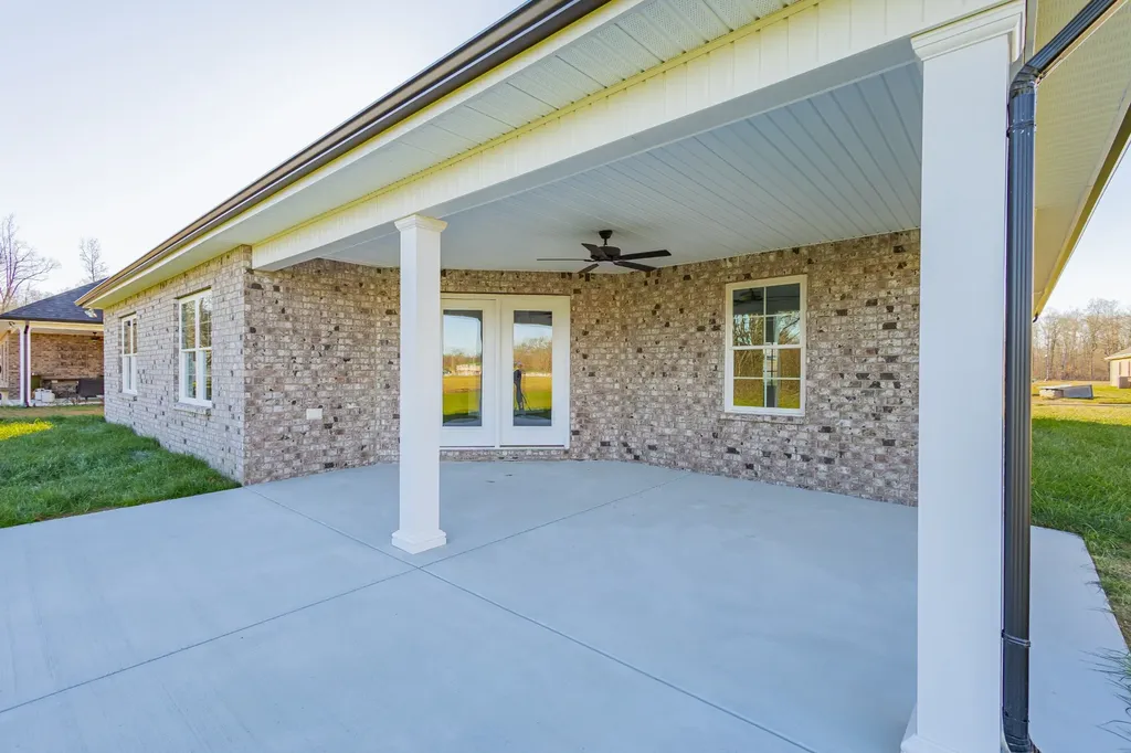 71 Brooklyn Avenue Manchester TN 37355