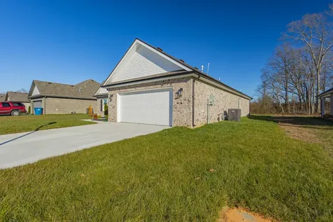 71 Brooklyn Avenue Manchester TN 37355