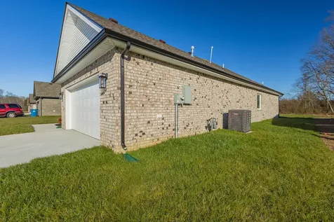 71 Brooklyn Avenue Manchester TN 37355