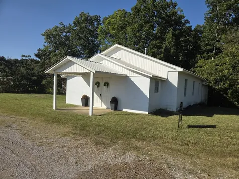 1540 Linden Highway Hohenwald TN 38462