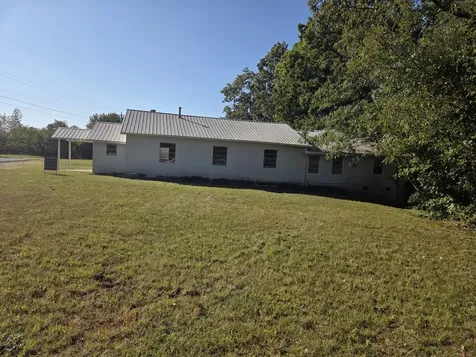 1540 Linden Highway Hohenwald TN 38462