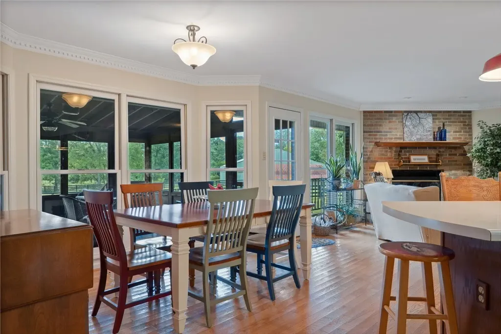 5010 John Lee Johnson Road Columbia TN 38401