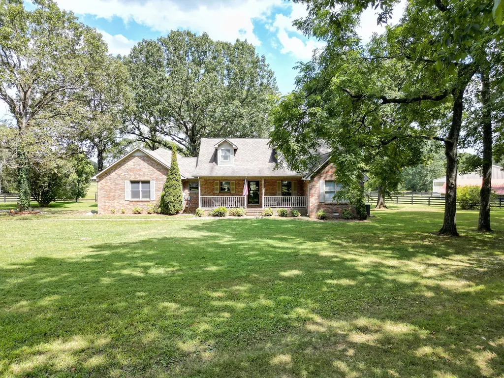 5010 John Lee Johnson Road Columbia TN 38401