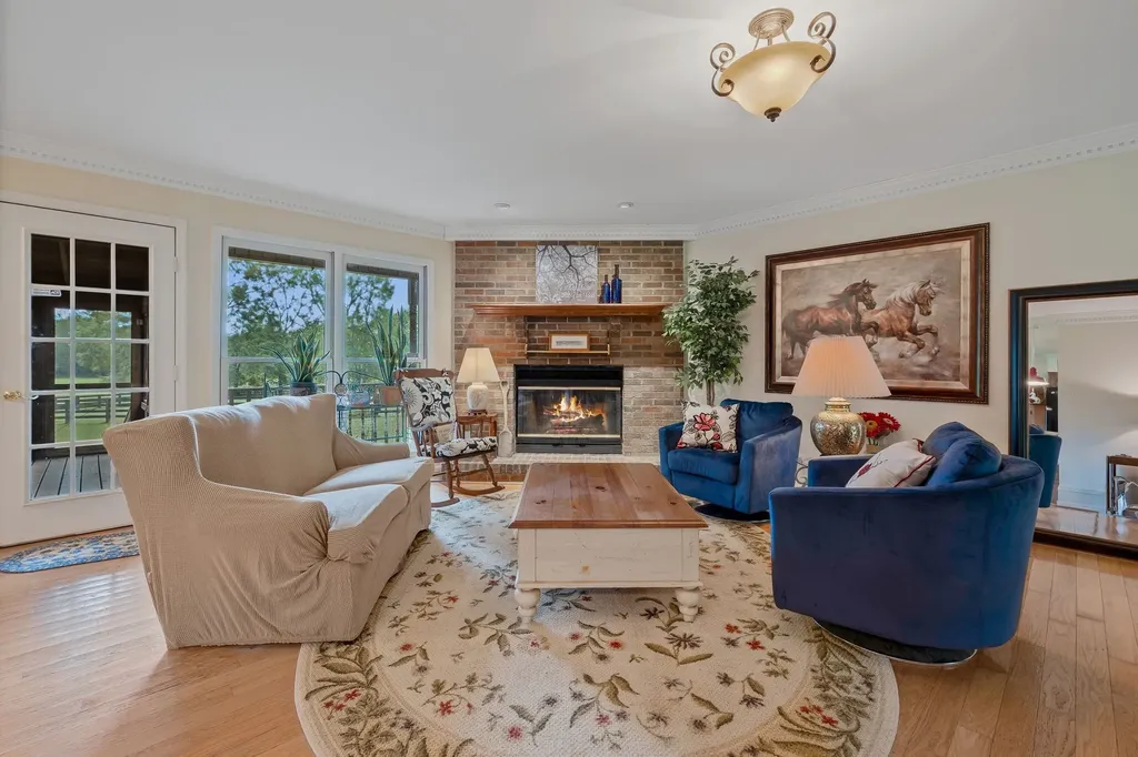 5010 John Lee Johnson Road Columbia TN 38401