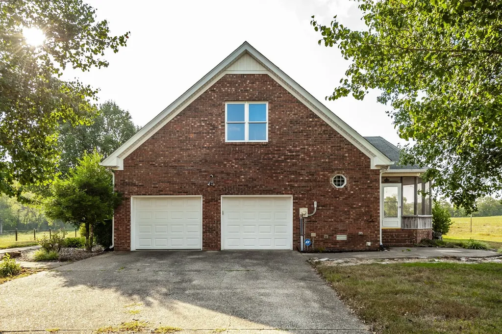 724 Deshea Creek Road Gallatin TN 37066