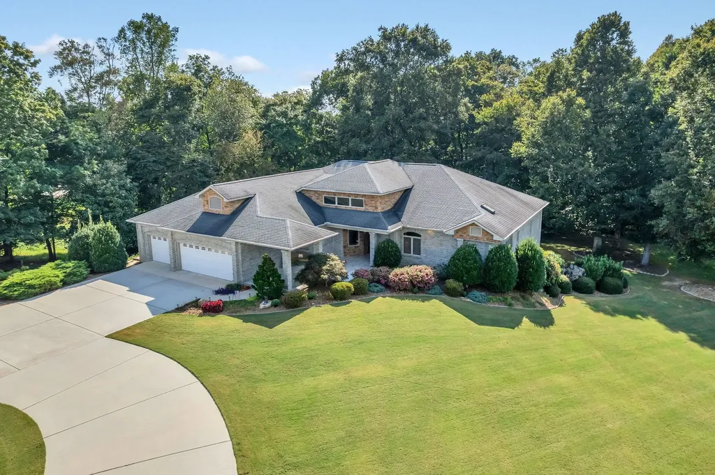 2124 Boswell Road Winchester TN 37398