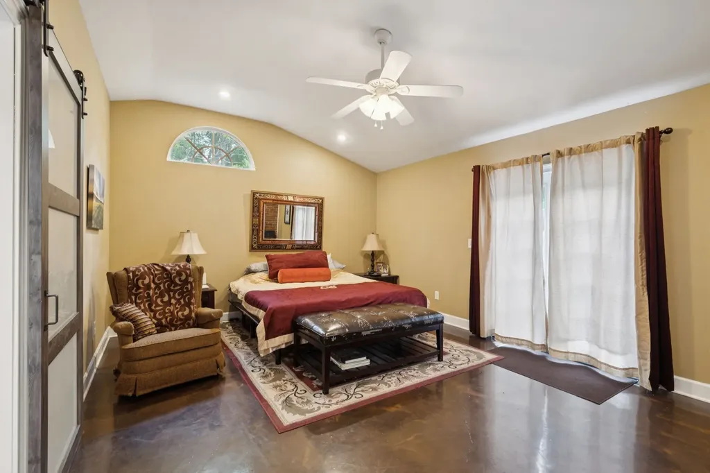 812 W Old Hickory Boulevard Madison TN 37115
