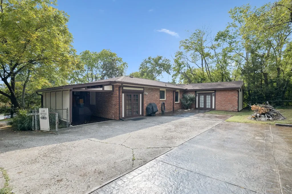 812 W Old Hickory Boulevard Madison TN 37115
