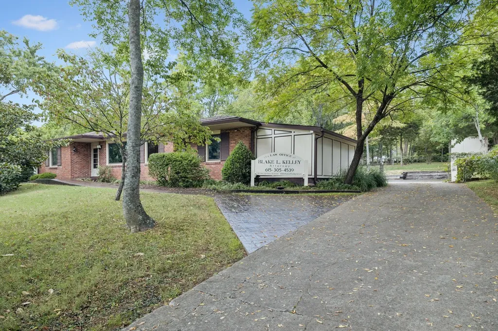 812 W Old Hickory Boulevard Madison TN 37115
