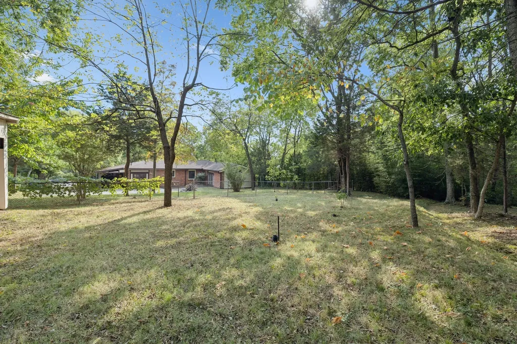 812 W Old Hickory Boulevard Madison TN 37115