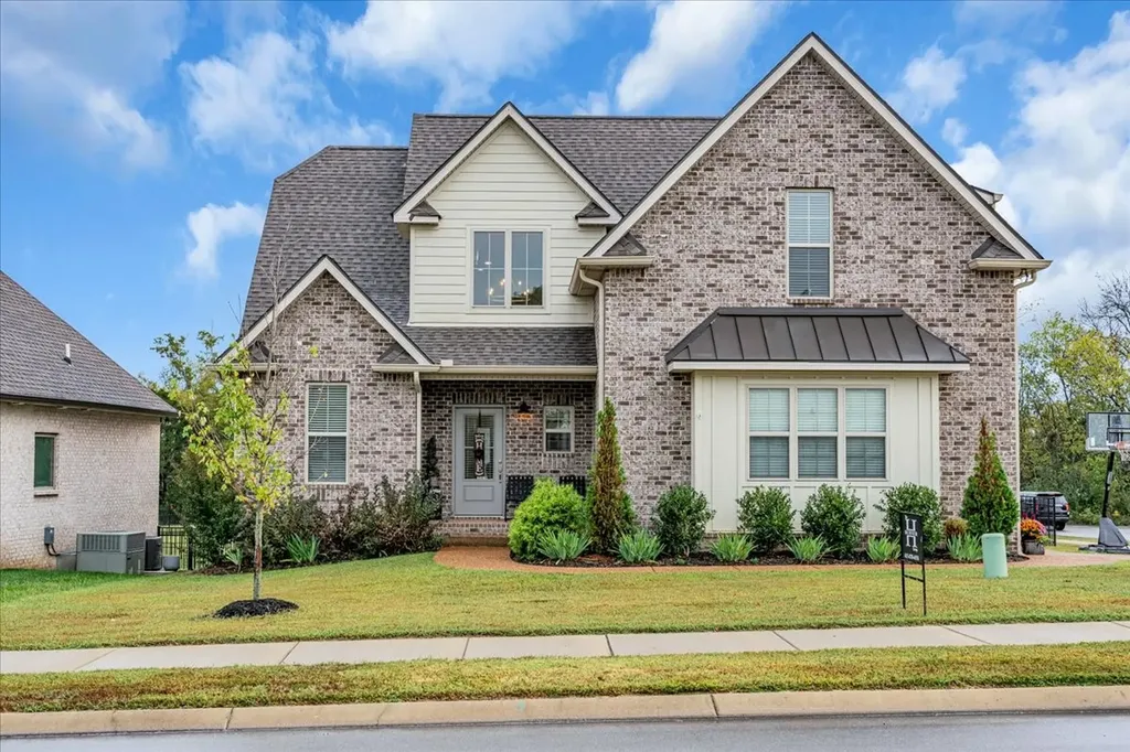 401 Hunter Bryce Lane Lebanon TN 37087