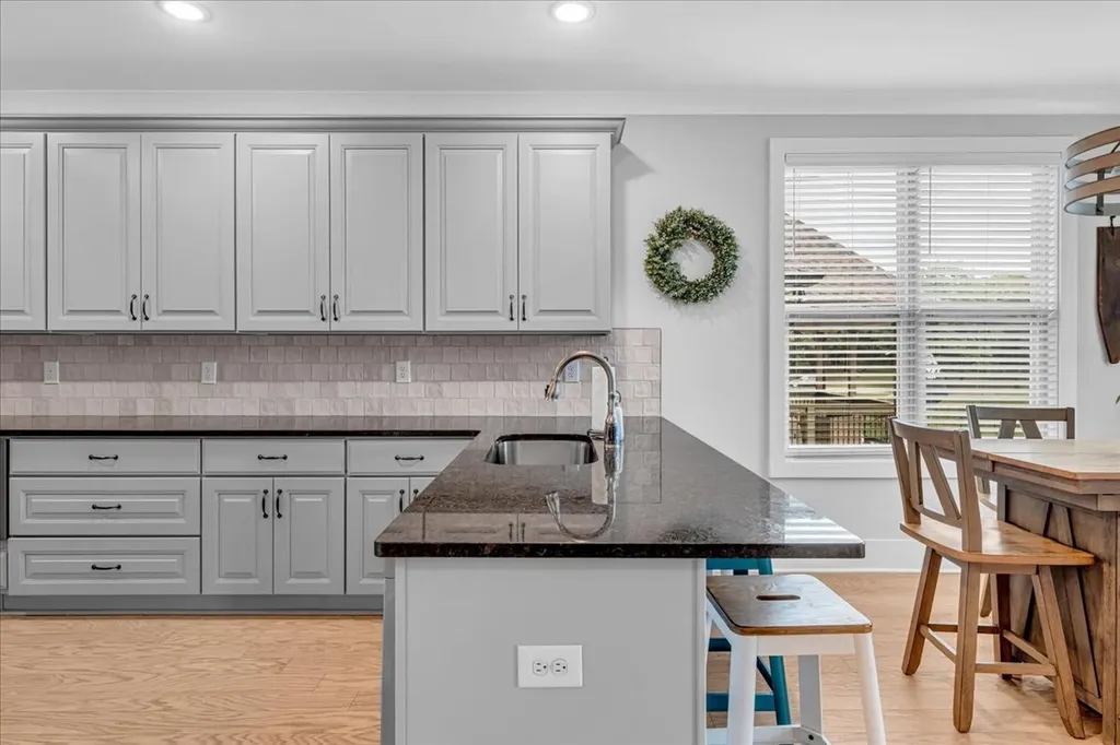 401 Hunter Bryce Lane Lebanon TN 37087