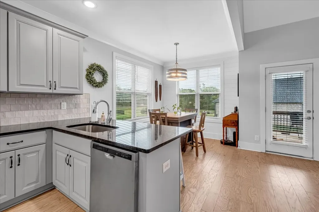 401 Hunter Bryce Lane Lebanon TN 37087