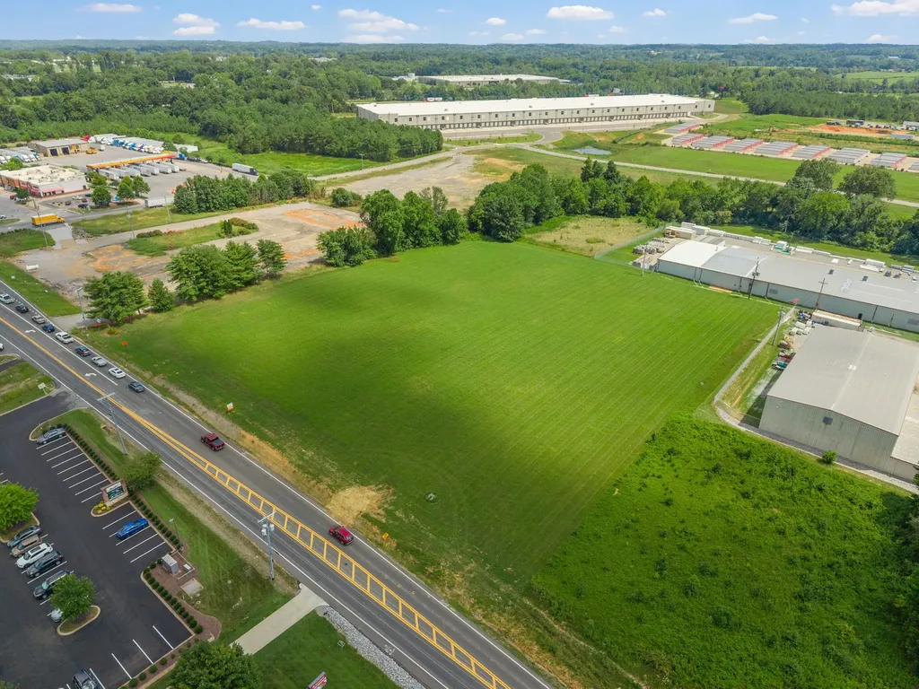 0 Highway 76, E White House TN 37188