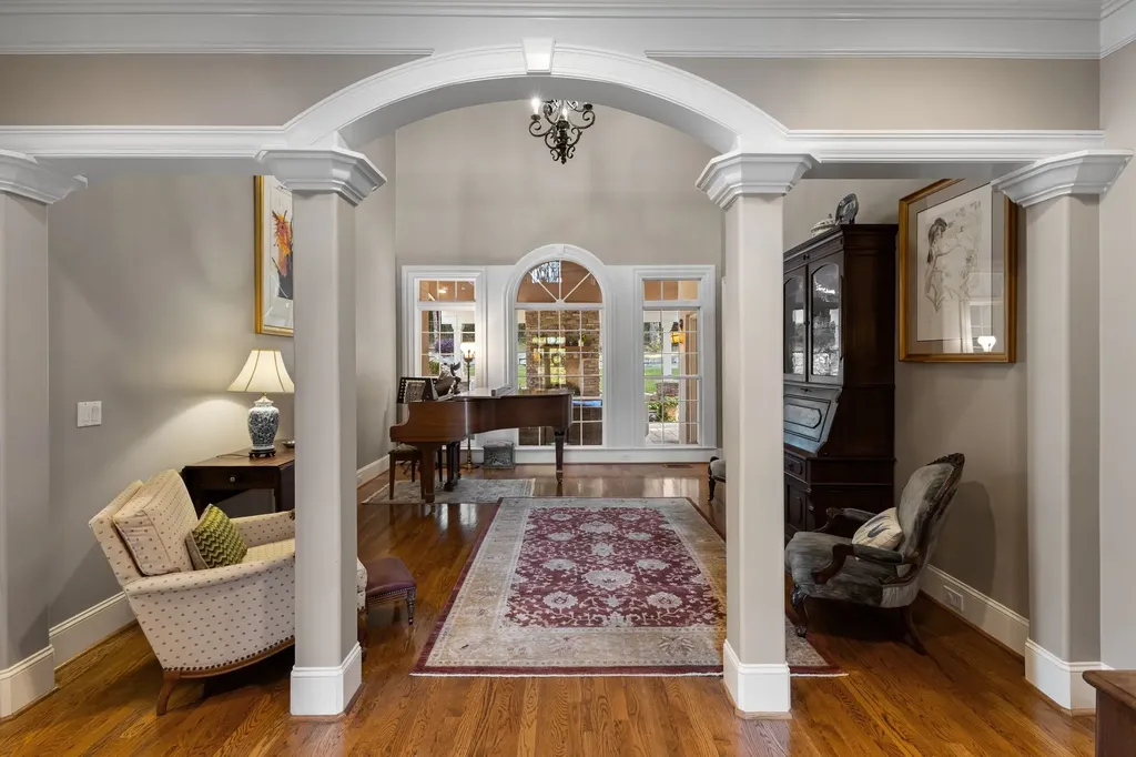 173 Allenhurst Circle Franklin TN 37067