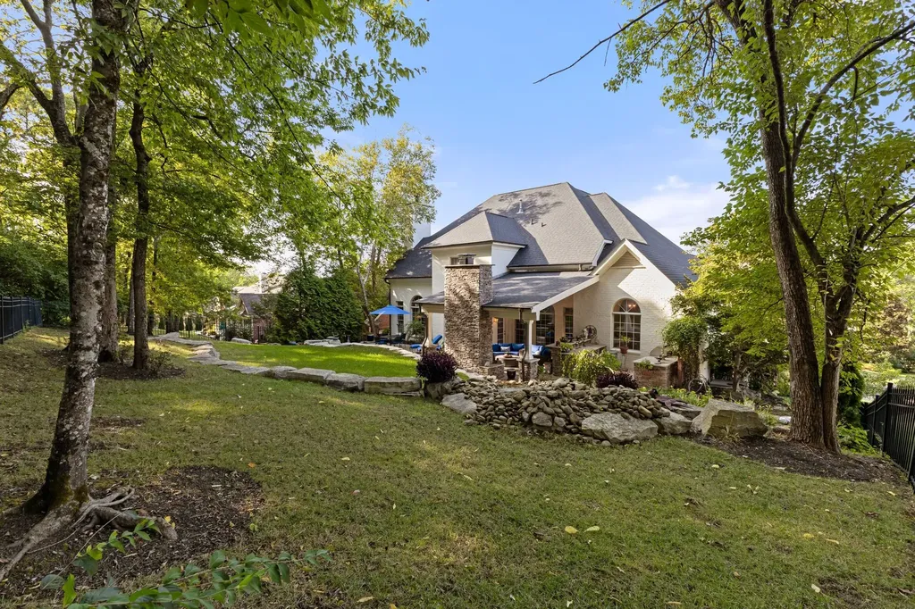 173 Allenhurst Circle Franklin TN 37067
