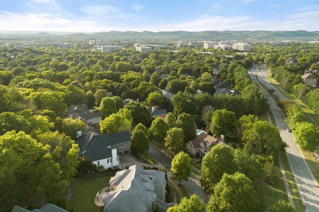 173 Allenhurst Circle Franklin TN 37067