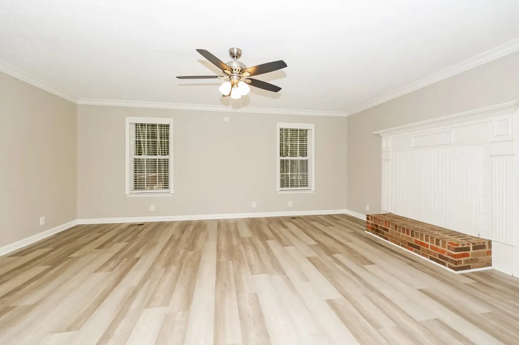 305 Castlemere Court Murfreesboro TN 37130