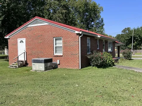125 Dixon Lane Jasper TN 37347