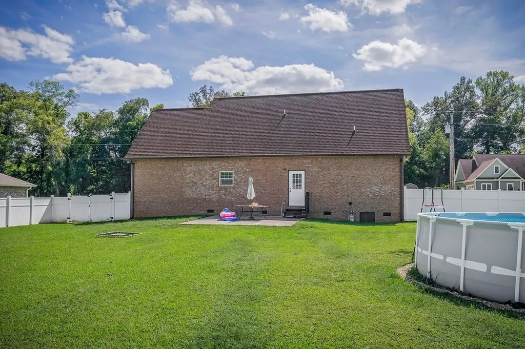 147 Bobwhite Drive Sparta TN 38583