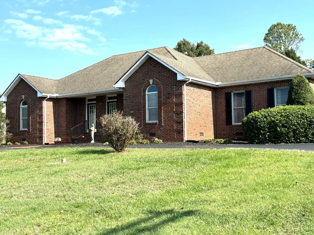 728 W Main Street Mcminnville TN 37110
