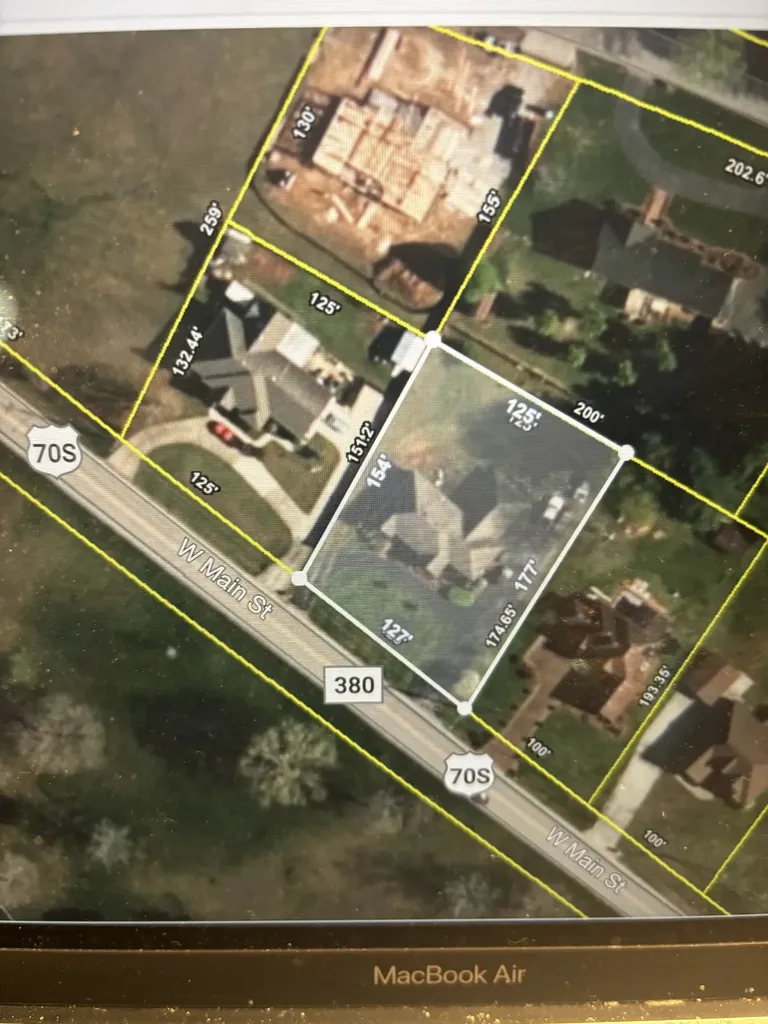 728 W Main Street Mcminnville TN 37110