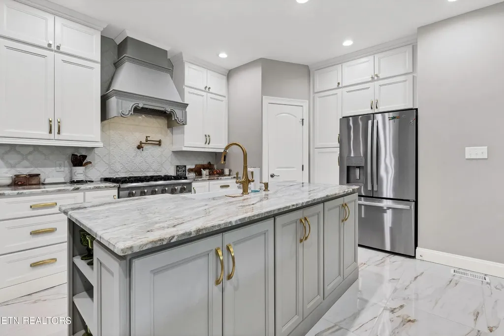 101 Settlers Point Boulevard Maryville TN 37801