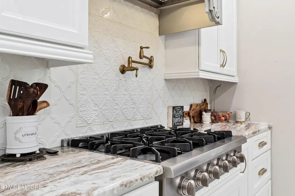 101 Settlers Point Boulevard Maryville TN 37801