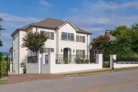 405 Forest Avenue Chattanooga TN 37405