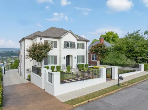 405 Forest Avenue Chattanooga TN 37405