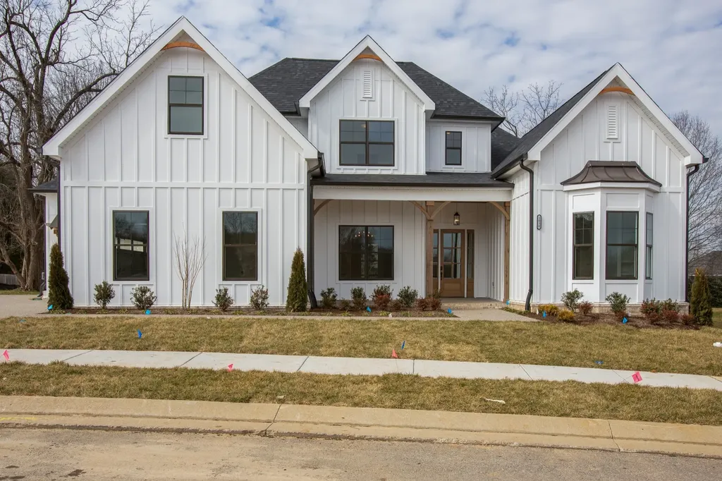 2 Elissa Place Hendersonville TN 37075