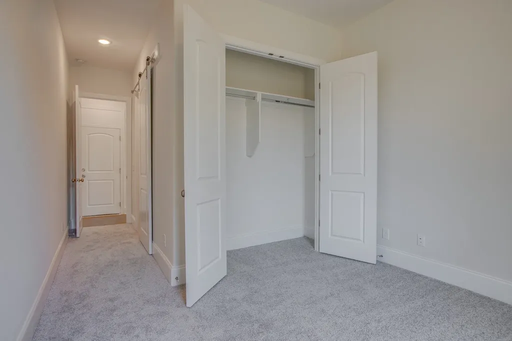 2 Elissa Place Hendersonville TN 37075