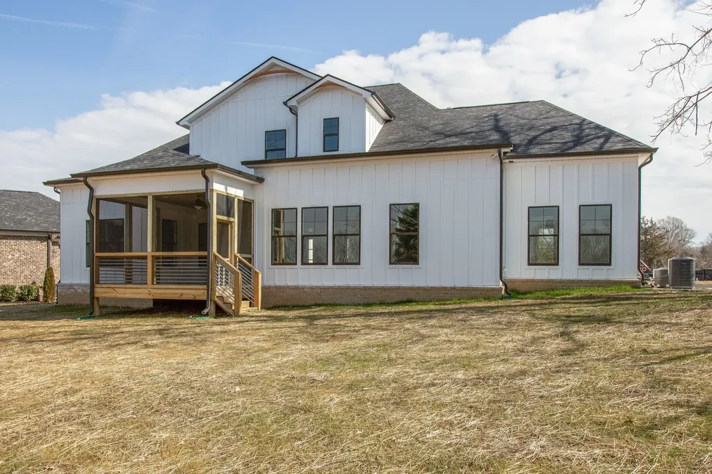 2 Elissa Place Hendersonville TN 37075