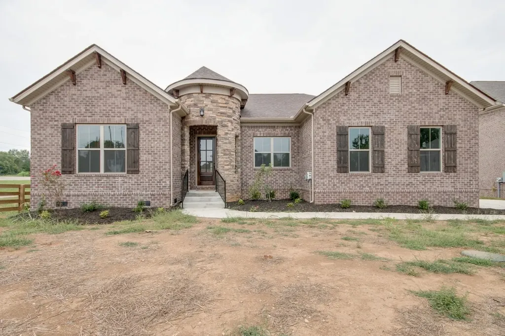 5 Elissa Place Hendersonville TN 37075