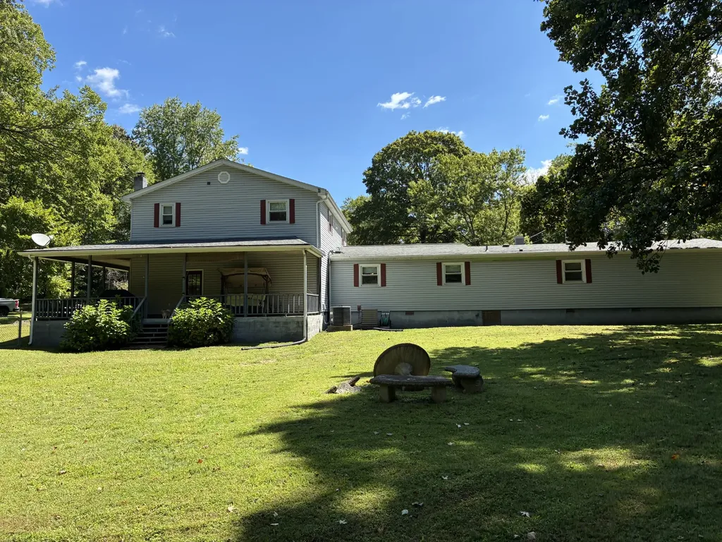 2258 S Williams Road Greenbrier TN 37073